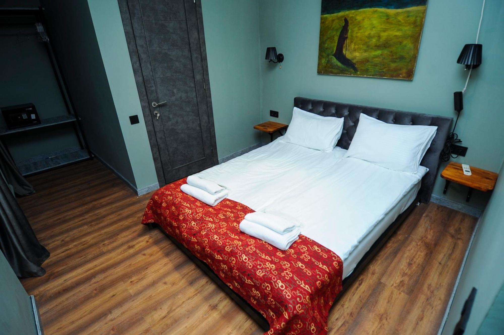 Art Hotel Home Тбилиси Экстерьер фото